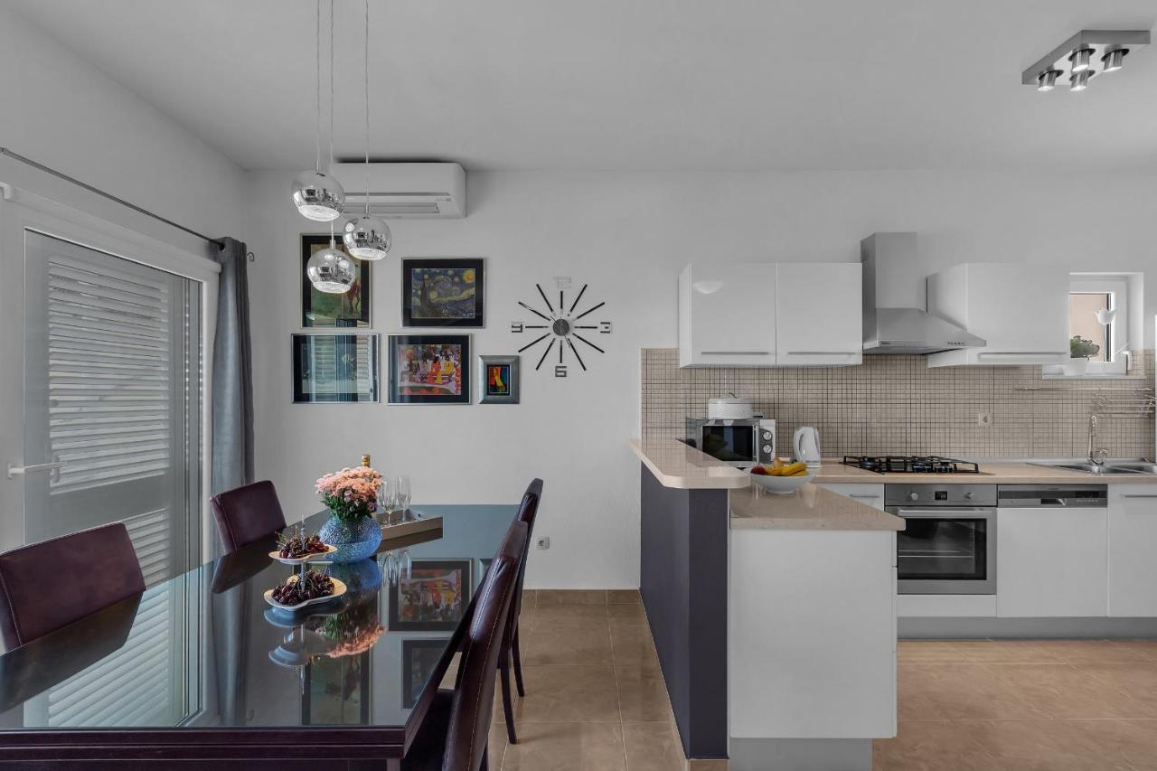 Stunning City View Apartment Makarska Luaran gambar